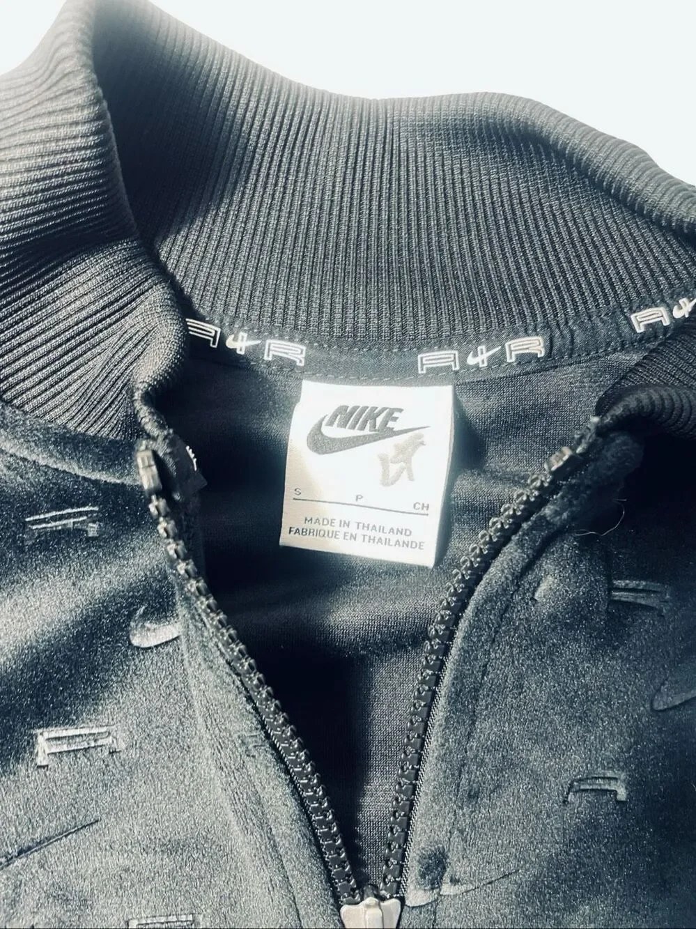 Nike Air Velour Zip Cropped Jacket